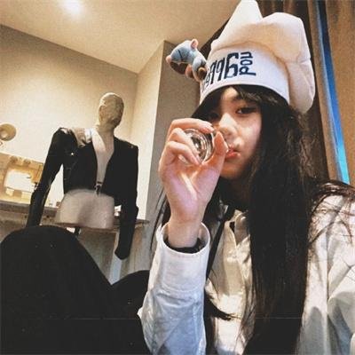 机智牢房生活